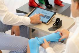 Las profesiones más requeridas a futuro serán médicos, enfermeras, programadores, especialistas en inteligencia artificial, investigadores, arquitectos, ingenieros y biotecnólogos.