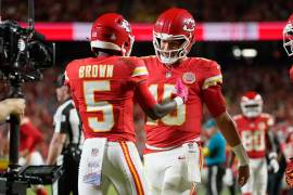 Los Chiefs dominaron el último cuarto para sellar su triunfo 30-17 sobre los Lions en Arrowhead Stadium.