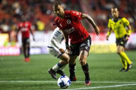 Edwin Cardona reveló que un elemento de Xolos dio positivo a COVID-19 y considera la campaña debería de terminar