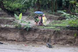 Al menos una persona muerta, más de 40 mil afectadas y 143 comunidades incomunicadas ha dejado la Tormenta Tropical ‘Sara’ por su paso en Honduras.