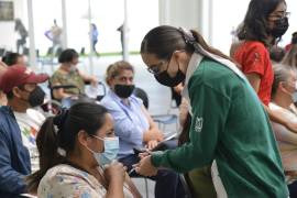 Tras elecciones bajó ritmo de vacunación contra COVID en México