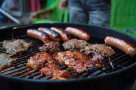 La carne asada y los hot-dogs podrían causar cáncer