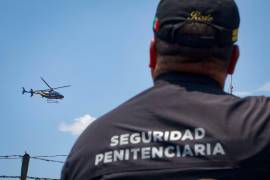Motín en Sal Luis Potosí dejó tres muertos y otro en Campeche, 10 lesionados.
