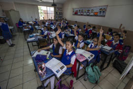 Pese a cuarentena, alumnos de primaria de Saltillo no descuidan su preparación para el concurso Olimpiada del Concimiento