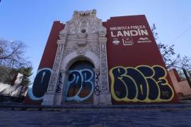 Tras vandalización, pintan fachada de histórica Capilla de Landín, al sur de Saltillo