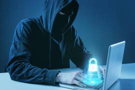 La Policía Cibernética recomendó evitar enlaces y códigos sospechosos para reducir riesgos de fraude o robo de información.