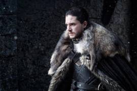 Jon Snow imita a los dragones de Daenerys