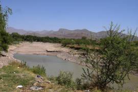 Las autoridades hicieron un llamado a los habitantes de la región lagunera para que eviten tirar basura y escombros al cauce del río, así como descargas residuales sin tratamiento.
