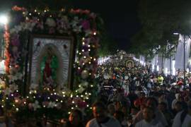 Miles de peregrinos acudieron a celebrar el 494 Aniversario de la aparición de la Virgen de Guadalupe a San Diego en la Basílica de Guadalupe.