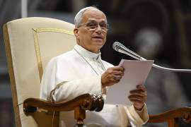 Epapa León XIV durante la audiencia general semanal en la Basílica de San Pedro, en la Ciudad del Vaticano, el 19 de agosto de 2026.