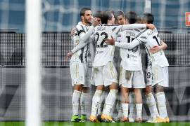 Cristiano y Dybala le regalan la victoria a la Juventus