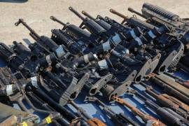 Lo decomisado fue puesto a disposición de las autoridades competentes para determinar su situación jurídica.