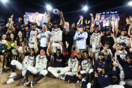 Los Sultanes de Monterrey avanzaron a la Serie del Rey de la Liga Mexicana de Béisbol tras vencer 8-7 a los Tecolotes de Dos Laredos.