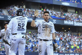 Se acercan Sultanes al título tras vencer 9-2 a los Leones