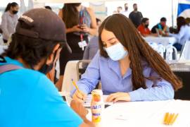 Se ofertan más de mil plazas laborales en Feria del Empleo en Torreón