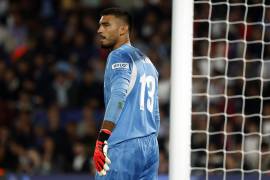 Paulo Gazzaniga cometió un error garrafal con el que el Girona cayó ante un PSG que nunca dejó de intentarlo.