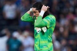 Lucas Di Yorio inició la reacción de Santos Laguna en el Estadio BBVA, aunque el conjunto lagunero terminó sin puntos en su presentación.