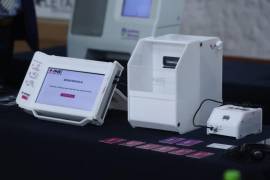 El INE aprobó el uso de urnas electrónicas en casillas especiales de Coahuila en 2026 como parte de una prueba piloto orientada a agilizar el voto, reducir el uso de papel y evaluar la digitalización electoral en México.