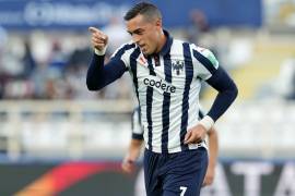 Rogelio Funes Mori marcó el 2-0 de Monterrey, pero el Monterrey no apagó las críticas.