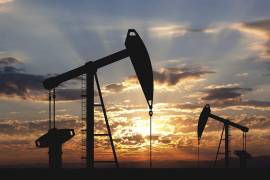 El petróleo sube 3% tras nuevos ataques de EE.UU. contra Irán que aumentan la incertidumbre.