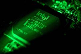 Intenta Intel solucionar el agujero de seguridad que afecta a millones de dispositivo