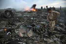 Ucrania, 17 /07/ 2014. 298 personas murieron cuando un cohete tierra-aire Buk lanzado desde un territorio en el este de Ucrania controlado por rebeldes prorrusos destruyó el vuelo MH17 de Malaysia Airlines.