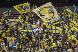 Aficionados del Azteca no respetan y gritan 'eh puto' al portero de Tigres