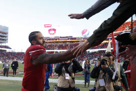 Crece el apoyo para Colin Kaepernick, siempre tuvo razón