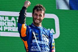 El piloto australiano Daniel Ricciardo de la escudería McLaren ganó el podium del Gran Premio de Italia y el “Piloto del Día”