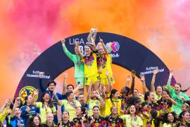 Scarlett Camberos marcó desde el punto penal el gol que sentenció la final en el Estadio Ciudad de los Deportes.