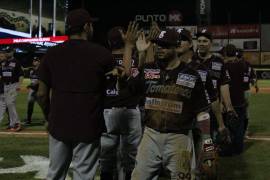 Tomateros corta racha a Venados y Águilas mantiene el vuelo en el Pacífico