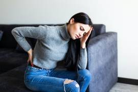 Dolor intenso y cansancio extremo, síntomas habituales de la fibromialgia.