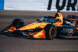 El mexicano Pato O’Ward firmó una destacada carrera en el Phoenix Raceway al finalizar cuarto en las 250 Millas de Phoenix, segunda fecha del campeonato 2026 de la IndyCar.
