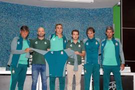 Guillermo Almada es presentado como nuevo director técnico de Santos Laguna