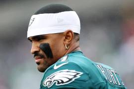 Jalen Hurts estará ausente al menos cuatro partidos, mientras los Eagles buscan recuperarse de un complicado inicio de temporada en la NFL.