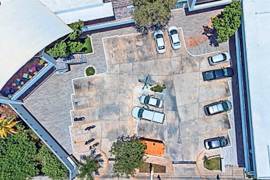 En anteriores entregas, MCCI reveló una red para triangular dinero con la compra-venta de propiedades en Campeche por parte de “Alito” Moreno, su mamá Yolanda Cárdenas y su hermano Emigdio Gabriel.