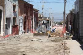 Se le está invirtiendo a la infraestructura vial del primer cuadro de la ciudad.