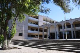 La delegación Coahuila de la Secretaría del Bienestar informó el pasado domingo que la entrega de las tarjetas SIM se realizaría en la Facultad de Ciencias Químicas de la UAdeC.