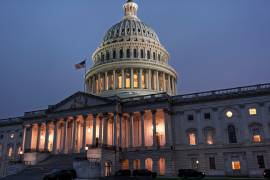 Esta falta de consenso entre los senadores alarga el cierre del Gobierno mientras que agencias federales permanecen cerradas y cientos de empleados no pueden trabajar. FOTO: