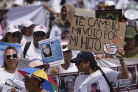 Marcha Nacional Anual en Búsqueda de Madres, que se celebra cada Día de la Madre en la Ciudad de México, el viernes 10 de mayo de 2024.