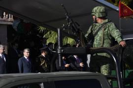 Desfile Militar en conmemoración al Día de la Independencia, encabezado por el gobernador Miguel Riquelme