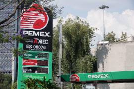 La gasolina Magna ha mantenido un tope de 23.99 pesos tras un acuerdo del Gobierno con los gasolineros.