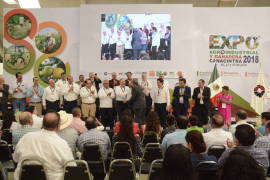 Inauguran la cuarta Expo Agroindustrial en Coahuila