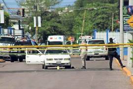 En todos los casos, peritos de la Fiscalía General del Estado realizaron el procesamiento de las escenas y el levantamiento de indicios.