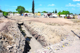Cuentan que encontraron 'tesoro' en Saltillo durante demolición del Kinder Coahuila