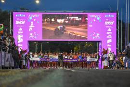 Más de 30 mil corredores recorrieron los 42 kilómetros del Maratón de la Ciudad de México 2025.