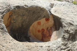 El sitio permanece cerrado al público y cercado por el propietario para evitar nuevos daños.