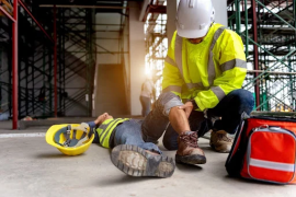 Las caídas y los golpes son las primeras dos causas de accidentes de trabajo.