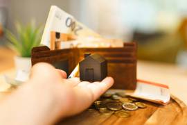 El encarecimiento de los insumos para la construcción de casas ha impactado en los precios al público.