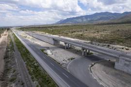 Ya concluyó la colocación de las estructuras principales de los dos puentes vehiculares contemplados en el proyecto.